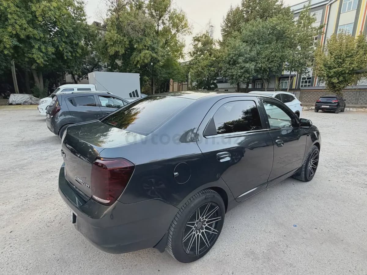 Chevrolet Cobalt, 4 позиция 2022 — 3