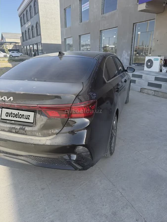Kia K5 2024 — 4