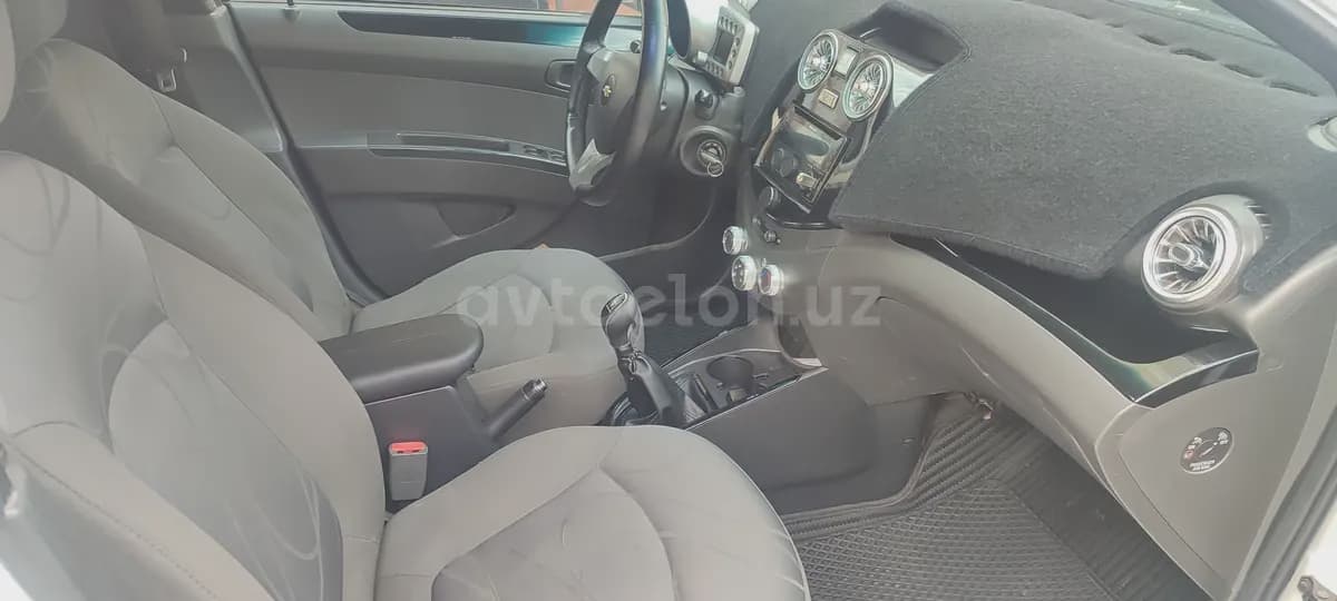 Chevrolet Spark, 2 позиция 2016 — 5