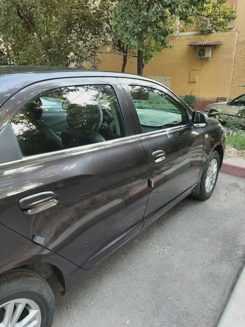 Chevrolet Cobalt 2021 — 4
