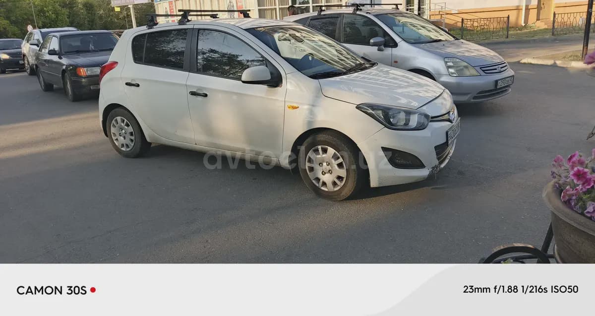 Hyundai i20 2013 — 2