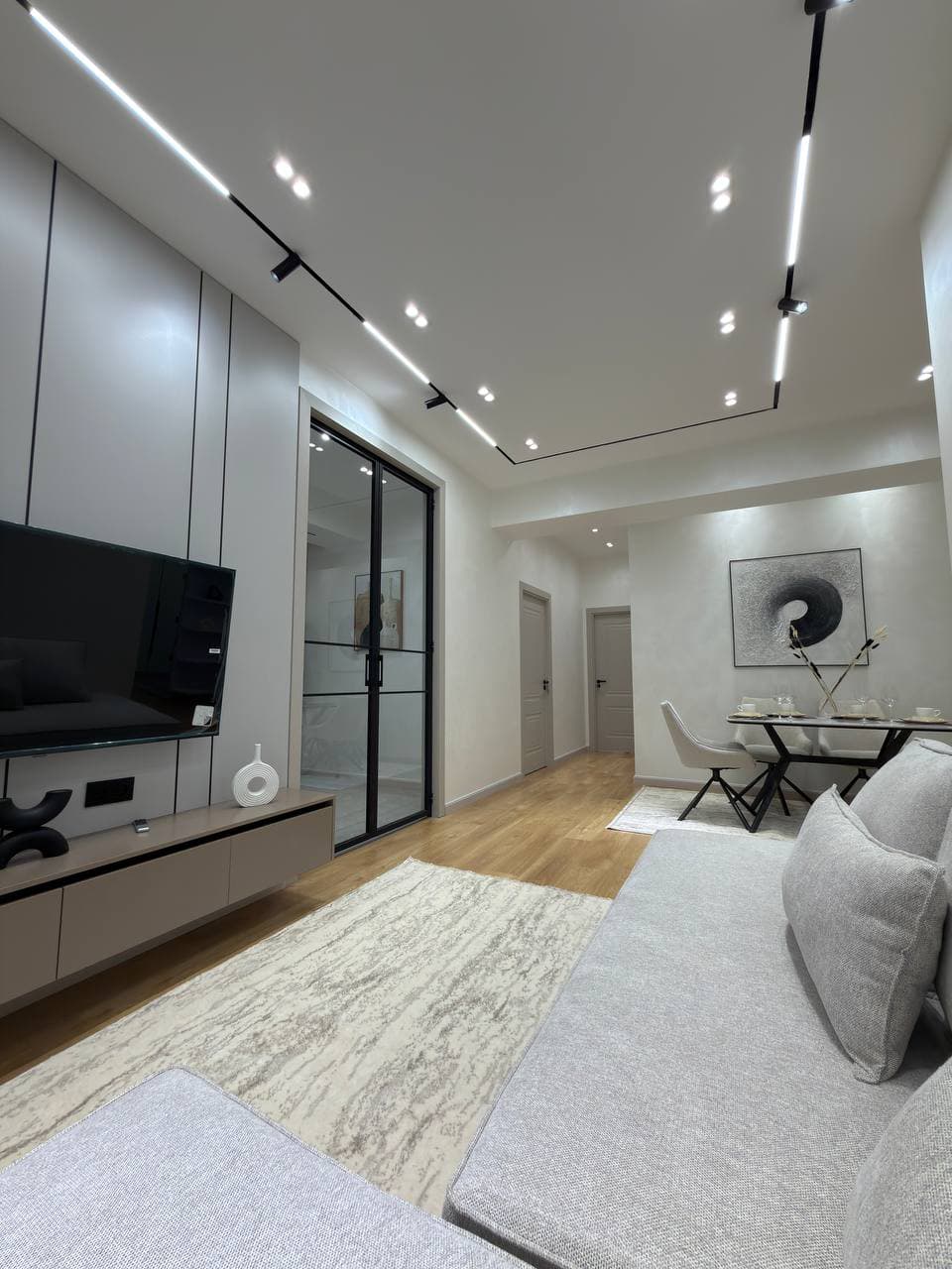 Продаётся 4-х комнатная квартира в ЖК Comfort HouseОриентир: ТРЦ Мегапланет, 11-ый квартал, Юнусабадский район — 2