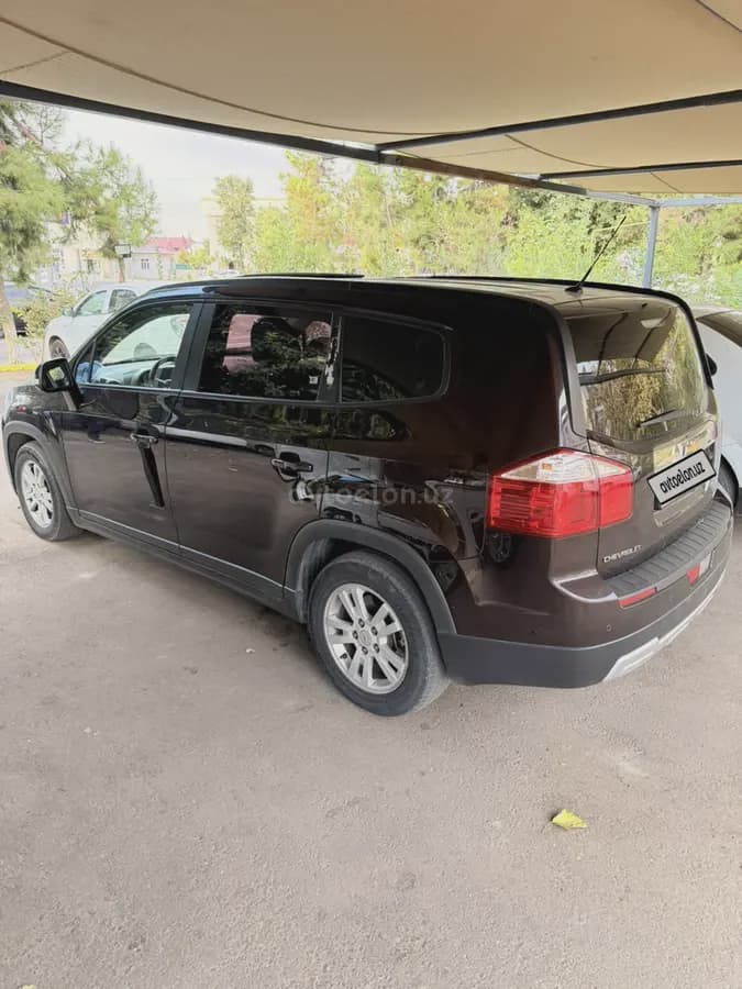 Chevrolet Orlando, 2 позиция 2014 — 2
