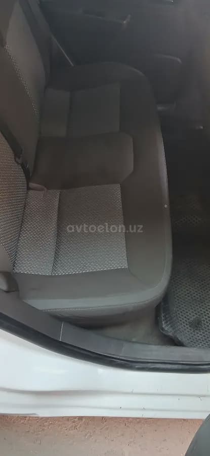 Chevrolet Cobalt, 4 позиция 2022 — 2