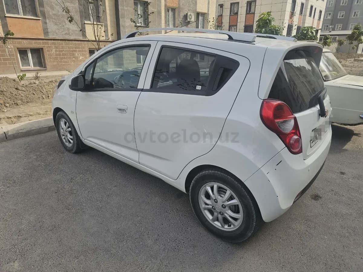 Chevrolet Spark, 4 позиция 2022 — 2