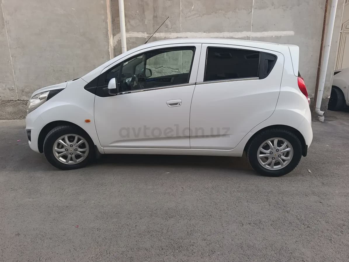 Chevrolet Spark, 2 позиция 2018 — 2