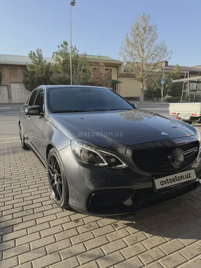 Mercedes-Benz E 200 2015 — 2