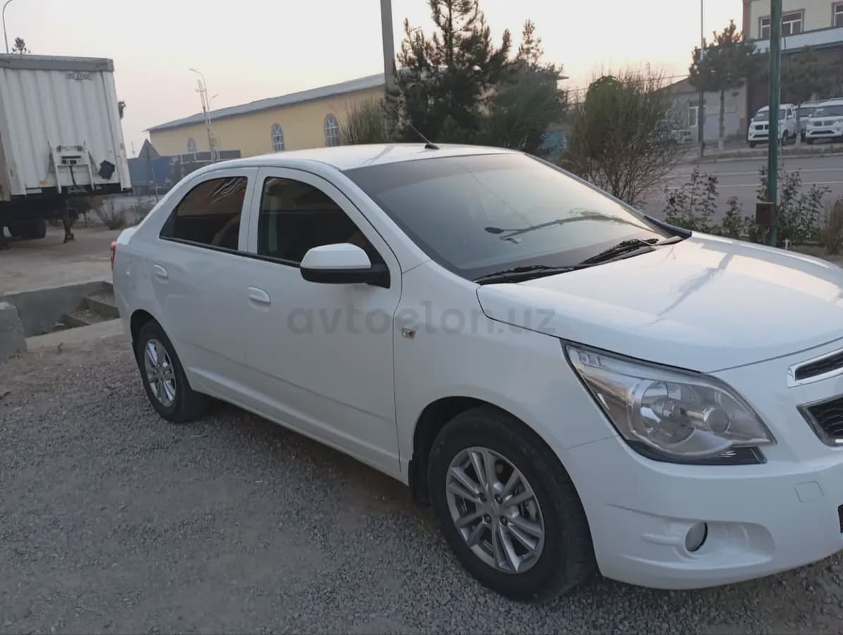 Chevrolet Cobalt, 4 позиция 2022 — 3