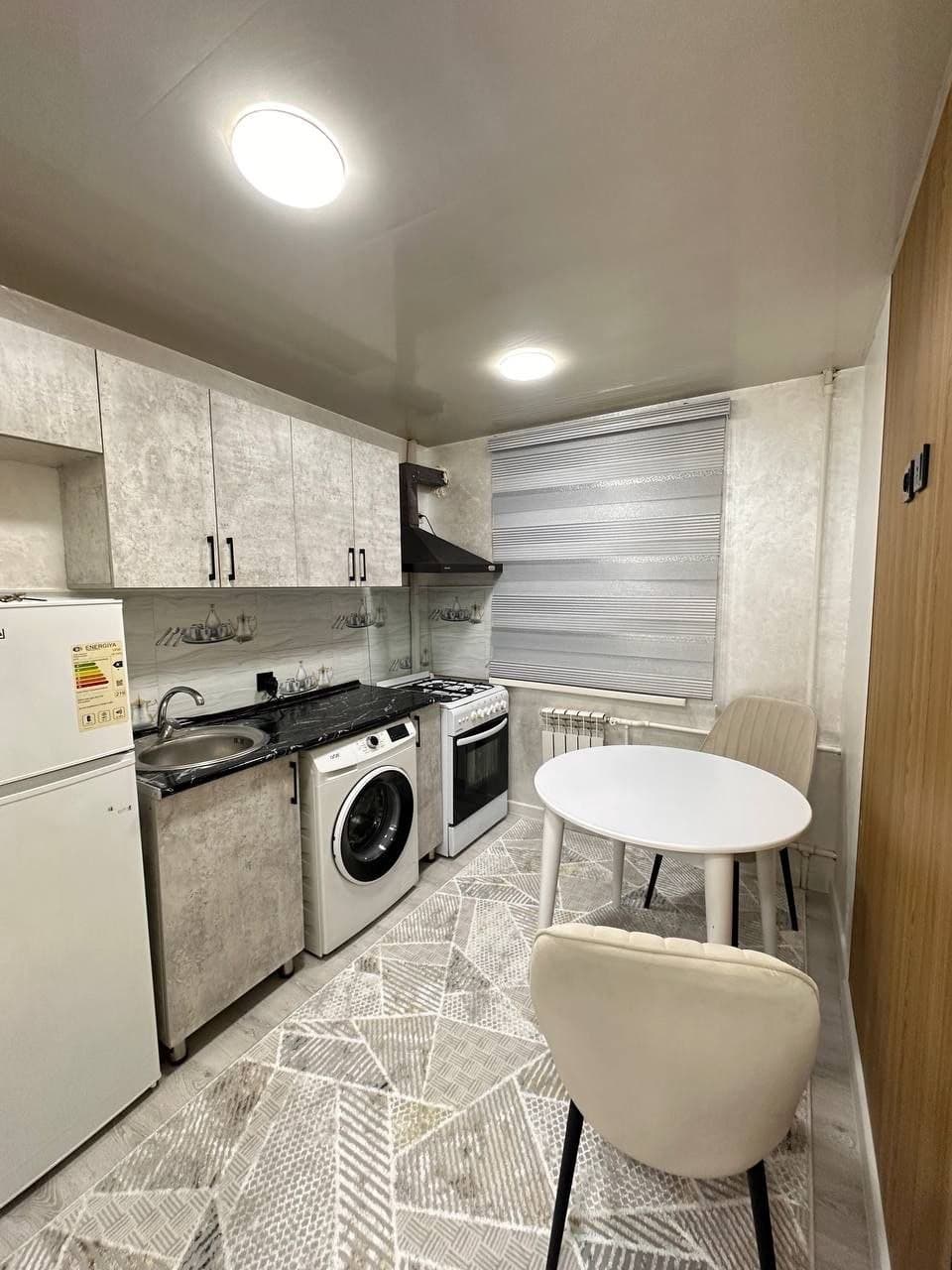 🇺🇿 КВАРТИРА СОТИЛАДИ 📍 Чилонзор-2 🚩 Ориентир: 103-мактаб, Dream Park, Торговый центр 🏢 1 хона — 3-қават / 4 қават — 2