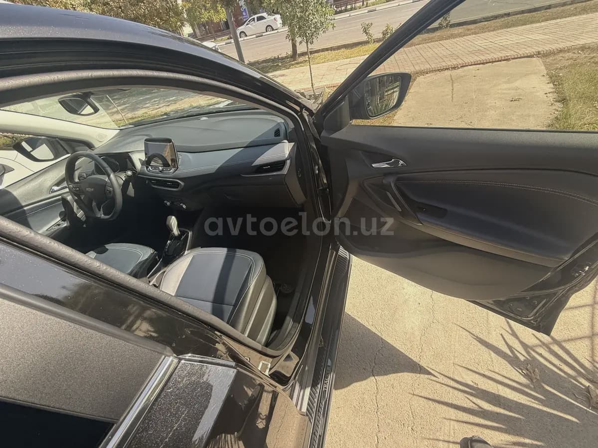 Chevrolet Tracker 2 2023 — 5