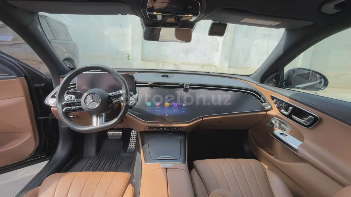 Mercedes-Benz E 300 2025 — 3