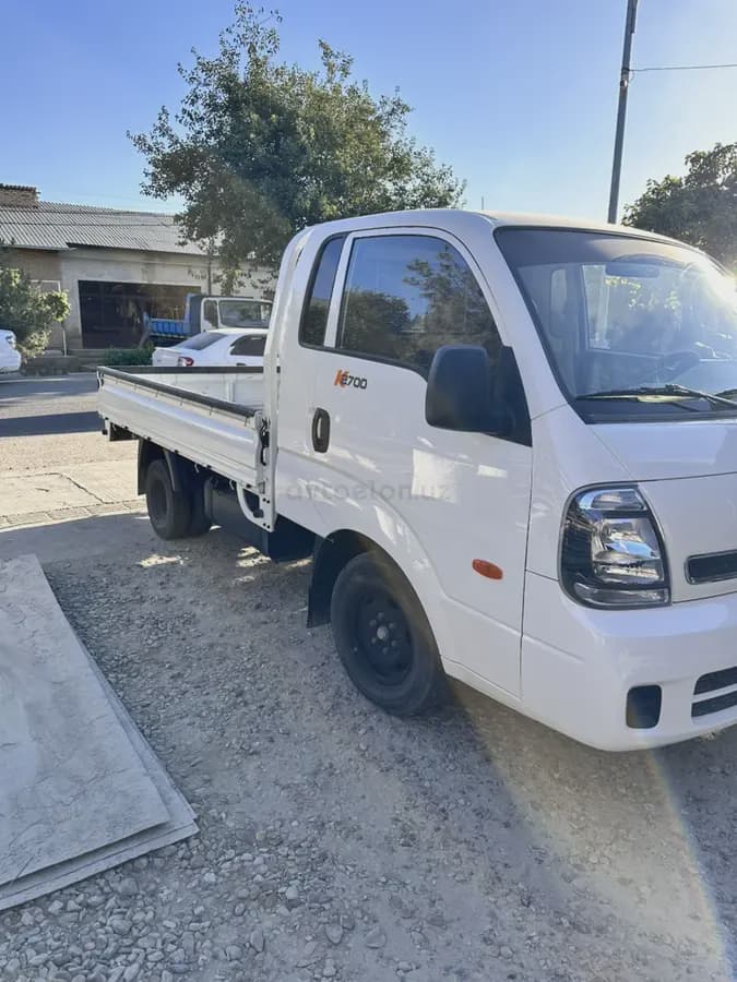 Kia Bongo 2023 — 2