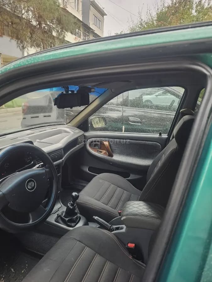 Daewoo Nexia 2003 — 5