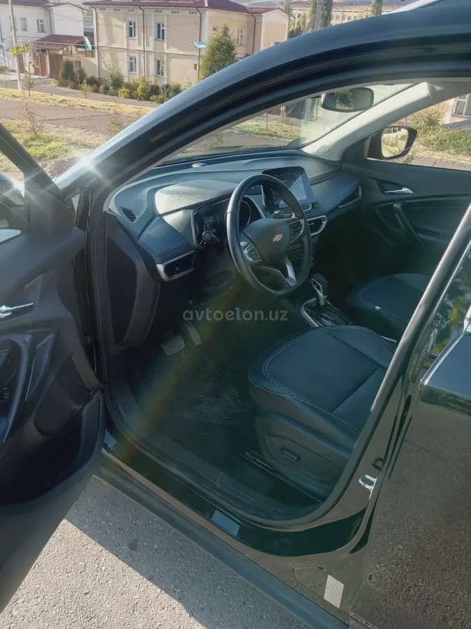 Chevrolet Tracker 2 2025 — 5