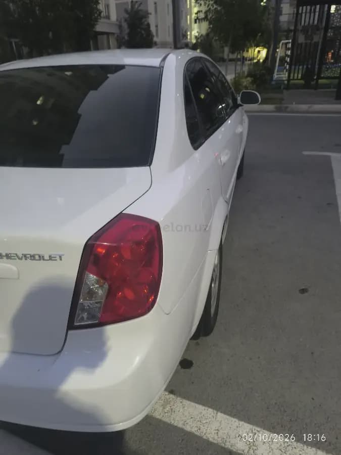 Chevrolet Lacetti, 3 позиция 2009 — 2