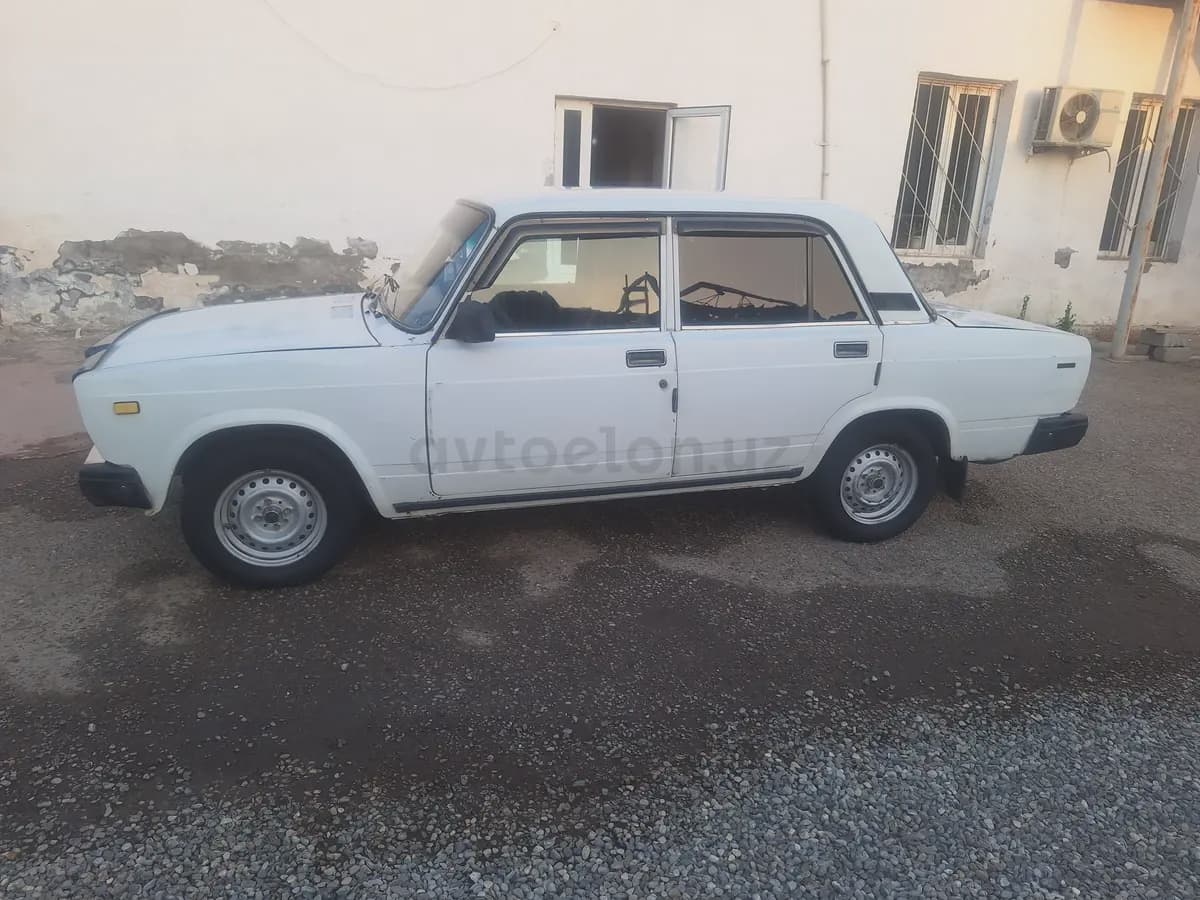 ВАЗ (Lada) 2107 2007 — 3