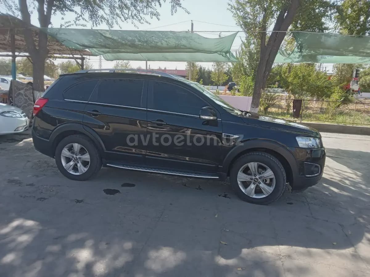 Chevrolet Captiva, 3 позиция 2011 — 1