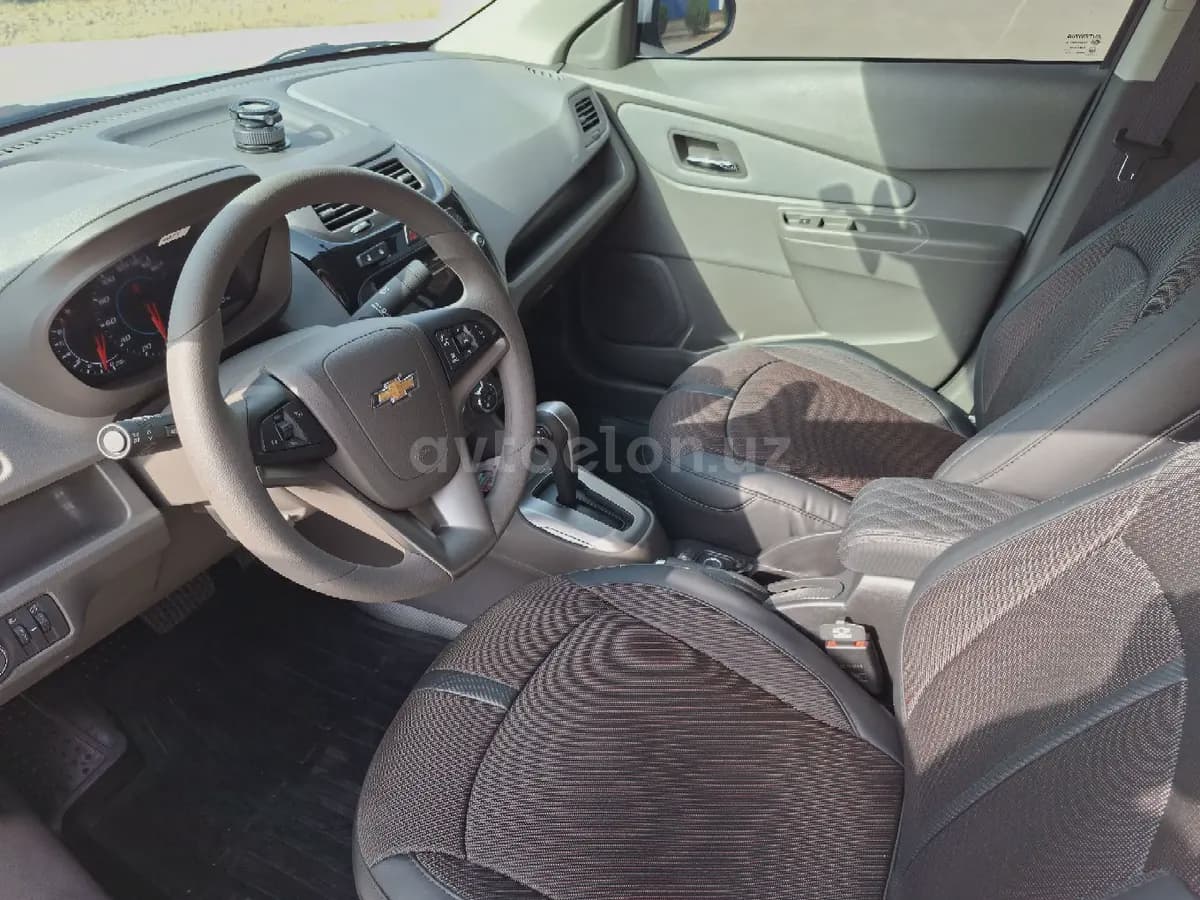 Chevrolet Cobalt, 4 позиция 2026 — 4
