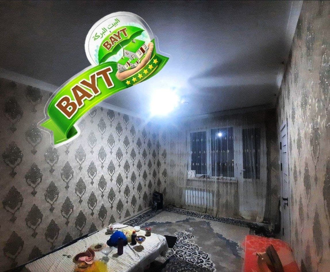 ^ 4/2/4 Чиланзар 18 квартал Продаётся квартира — 3