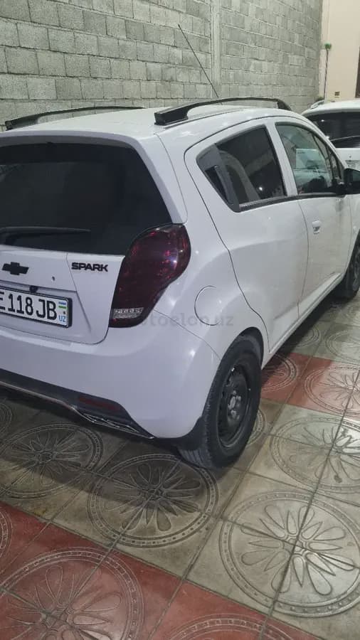 Chevrolet Spark, 2 позиция 2017 — 2