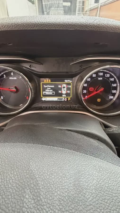 Chevrolet Tracker 2 2025 — 4