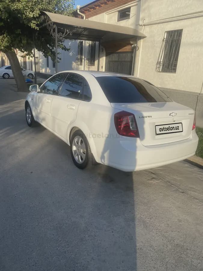 Chevrolet Gentra, 3 позиция 2017 — 1