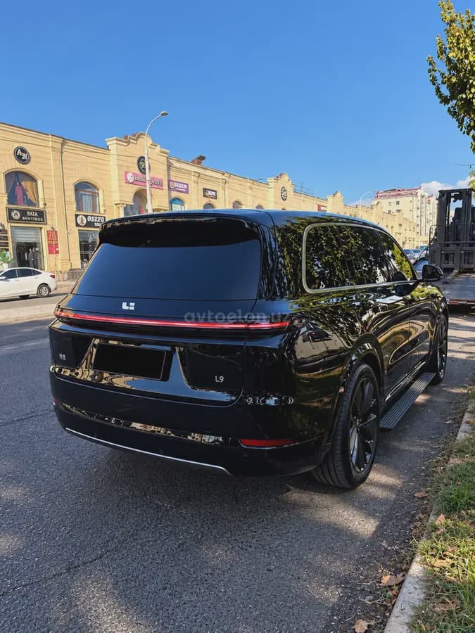 LI L9 2025 — 2
