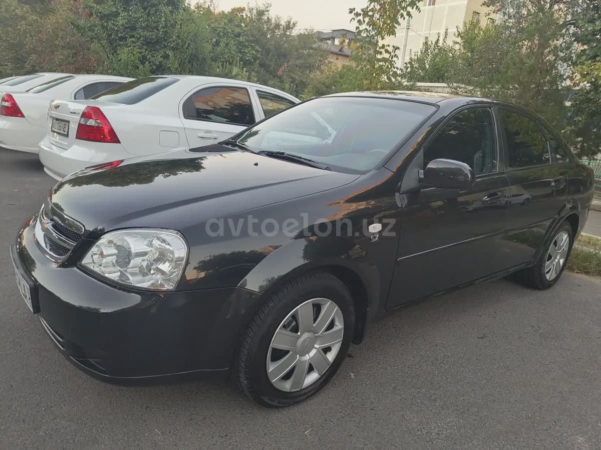 Chevrolet Lacetti, 1 позиция 2013 — 1