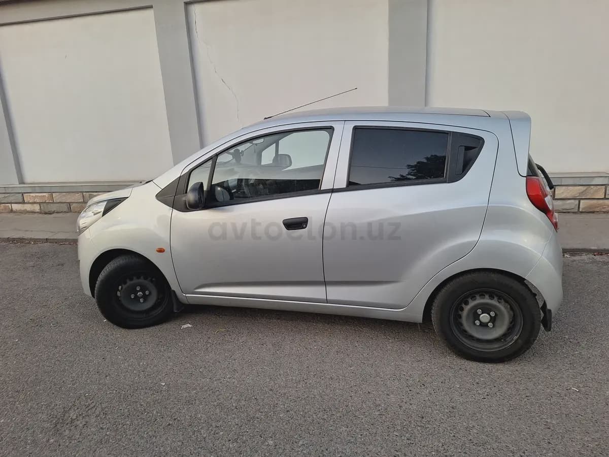 Chevrolet Spark, 2 позиция 2011 — 2