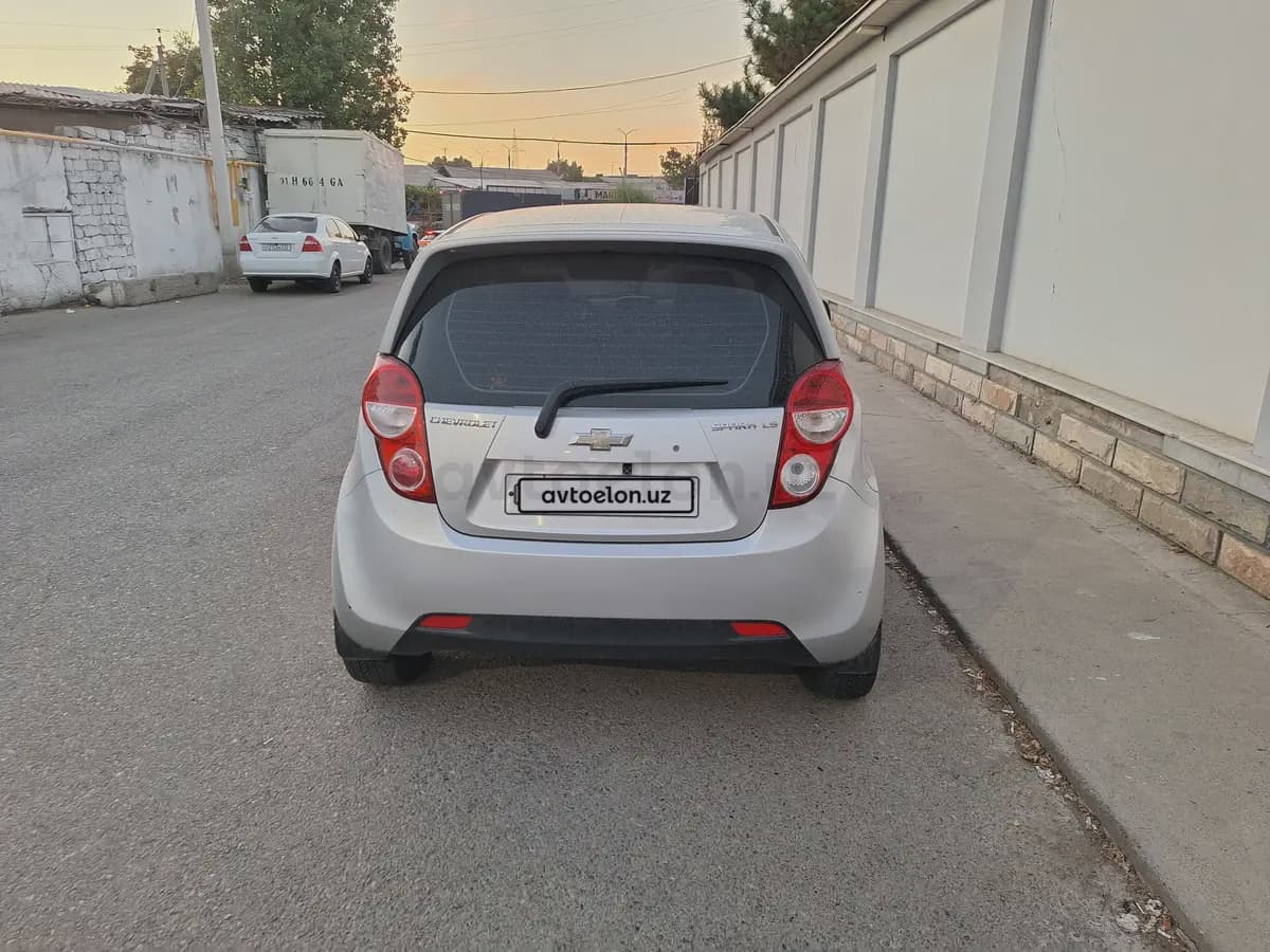 Chevrolet Spark, 2 позиция 2011 — 3