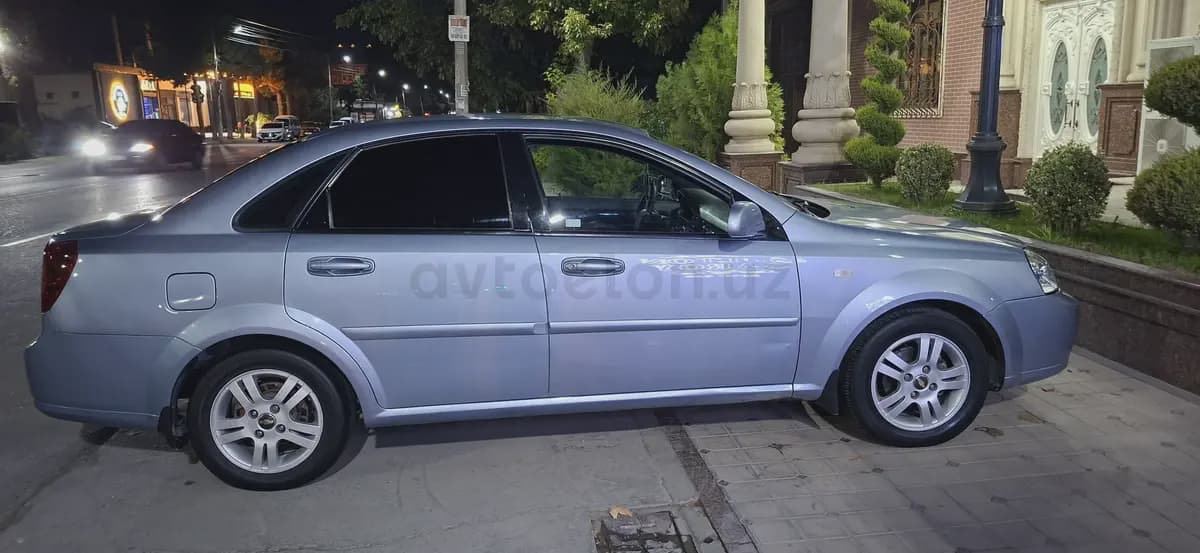 Chevrolet Lacetti, 2 позиция 2012 — 3