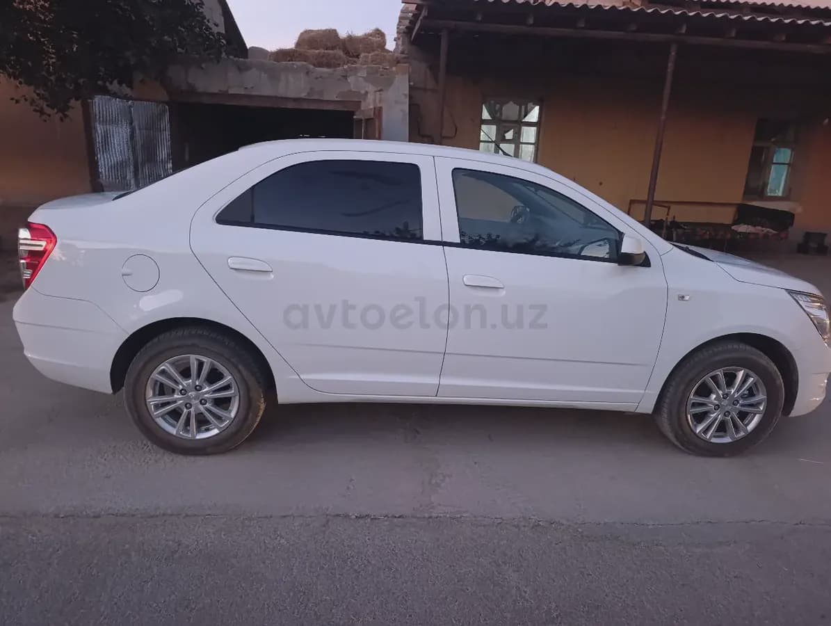 Chevrolet Cobalt, 4 позиция 2024 — 3