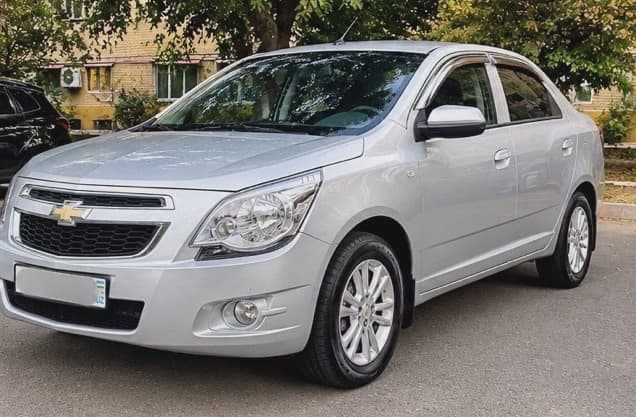 Chevrolet Cobalt 2024 — 3