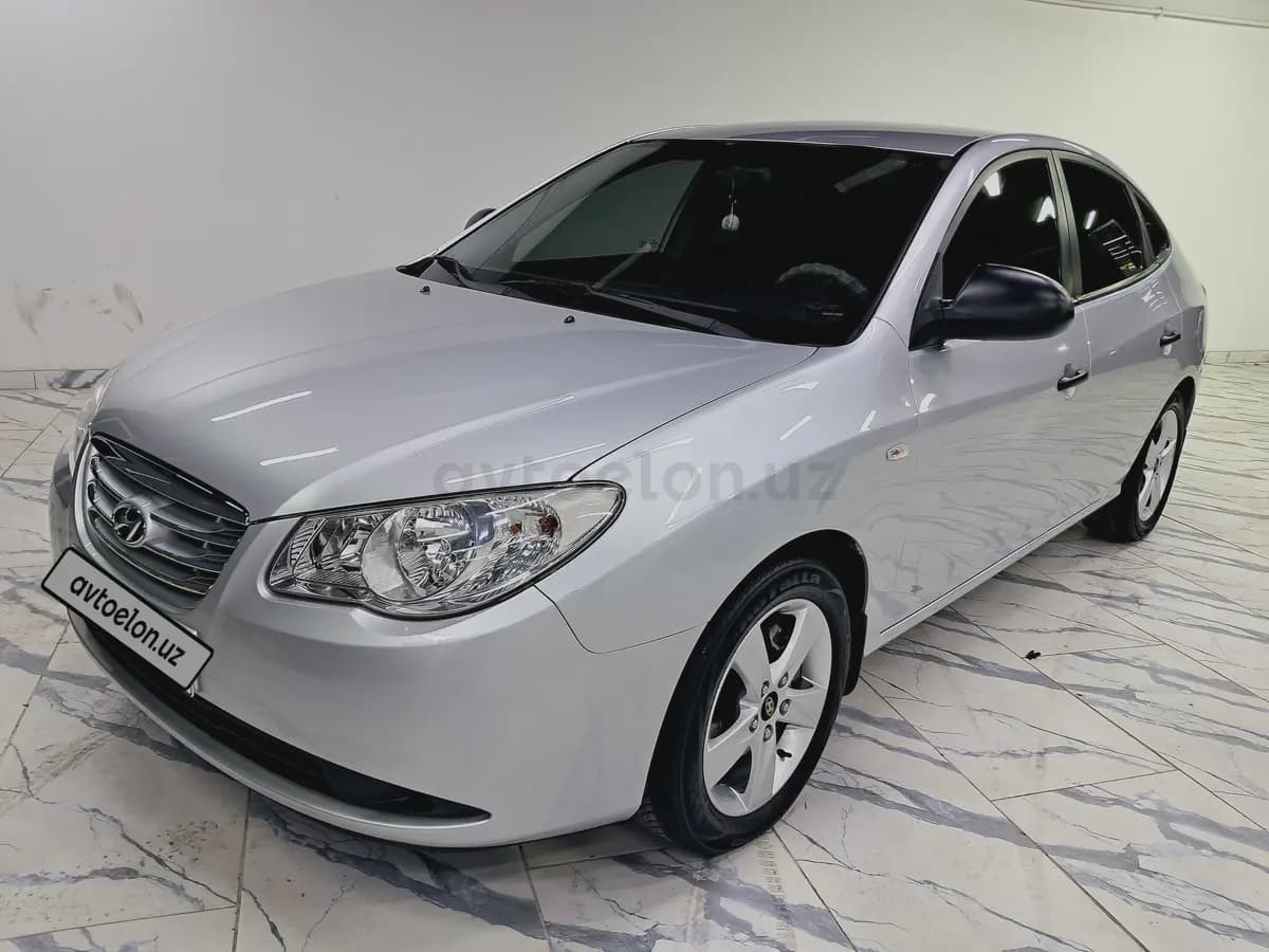 Hyundai Avante 2008 — 3