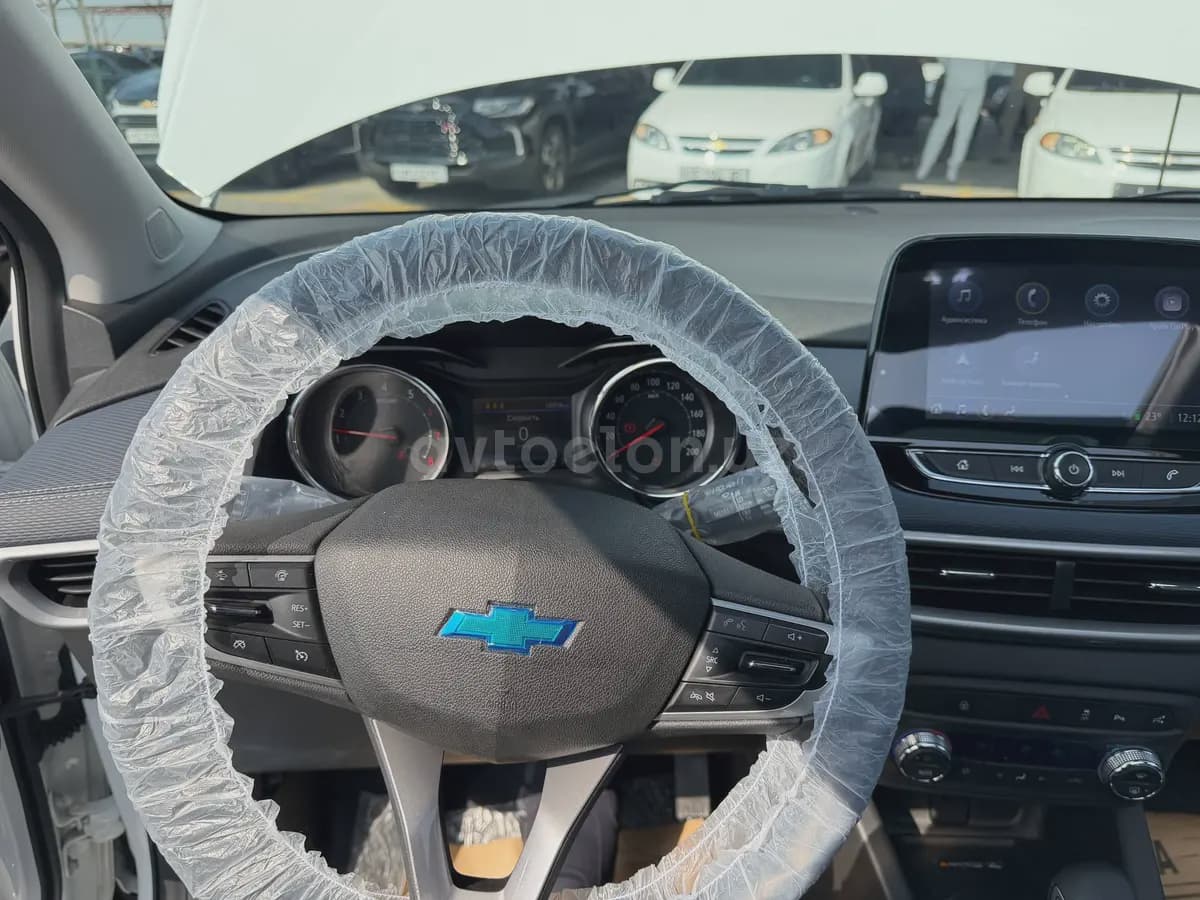 Chevrolet Tracker 2 2023 — 3