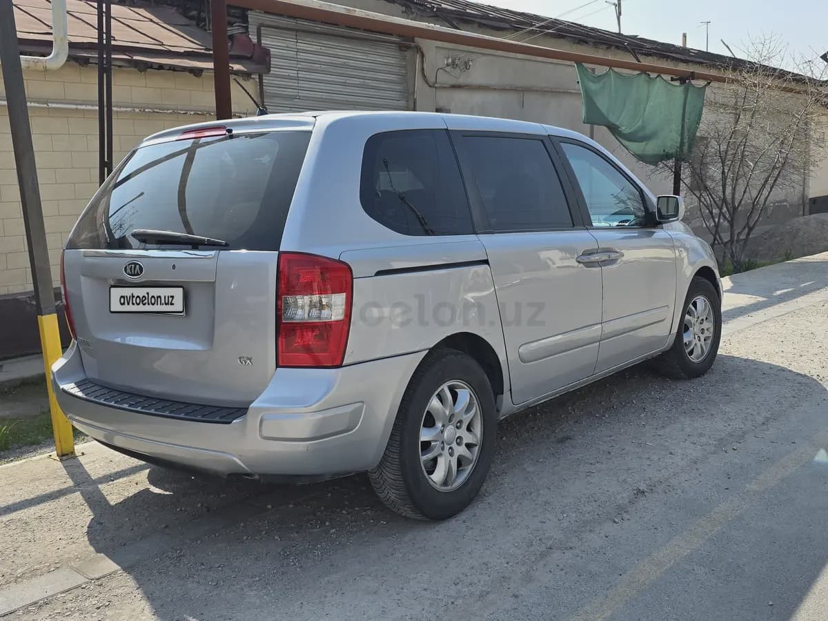 Kia Carnival 2007 — 3