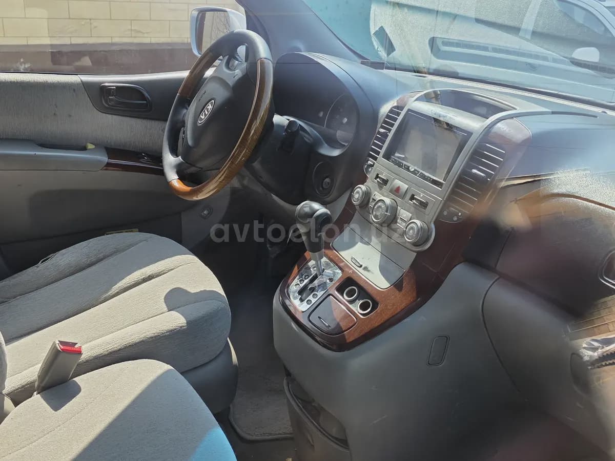 Kia Carnival 2007 — 4