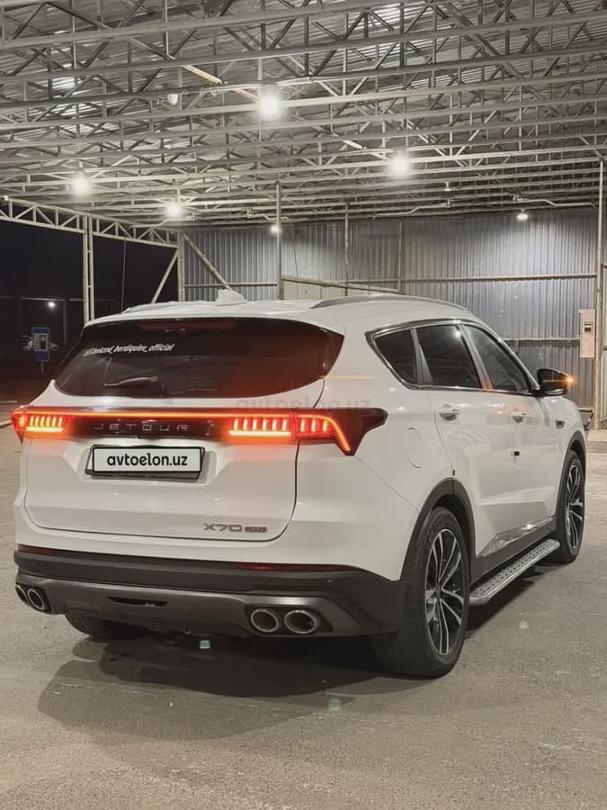 Jetour X70 Plus 2022 — 3