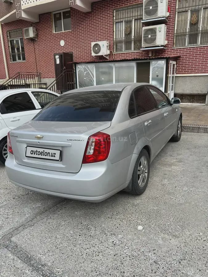 Chevrolet Lacetti, 2 позиция 2014 — 4