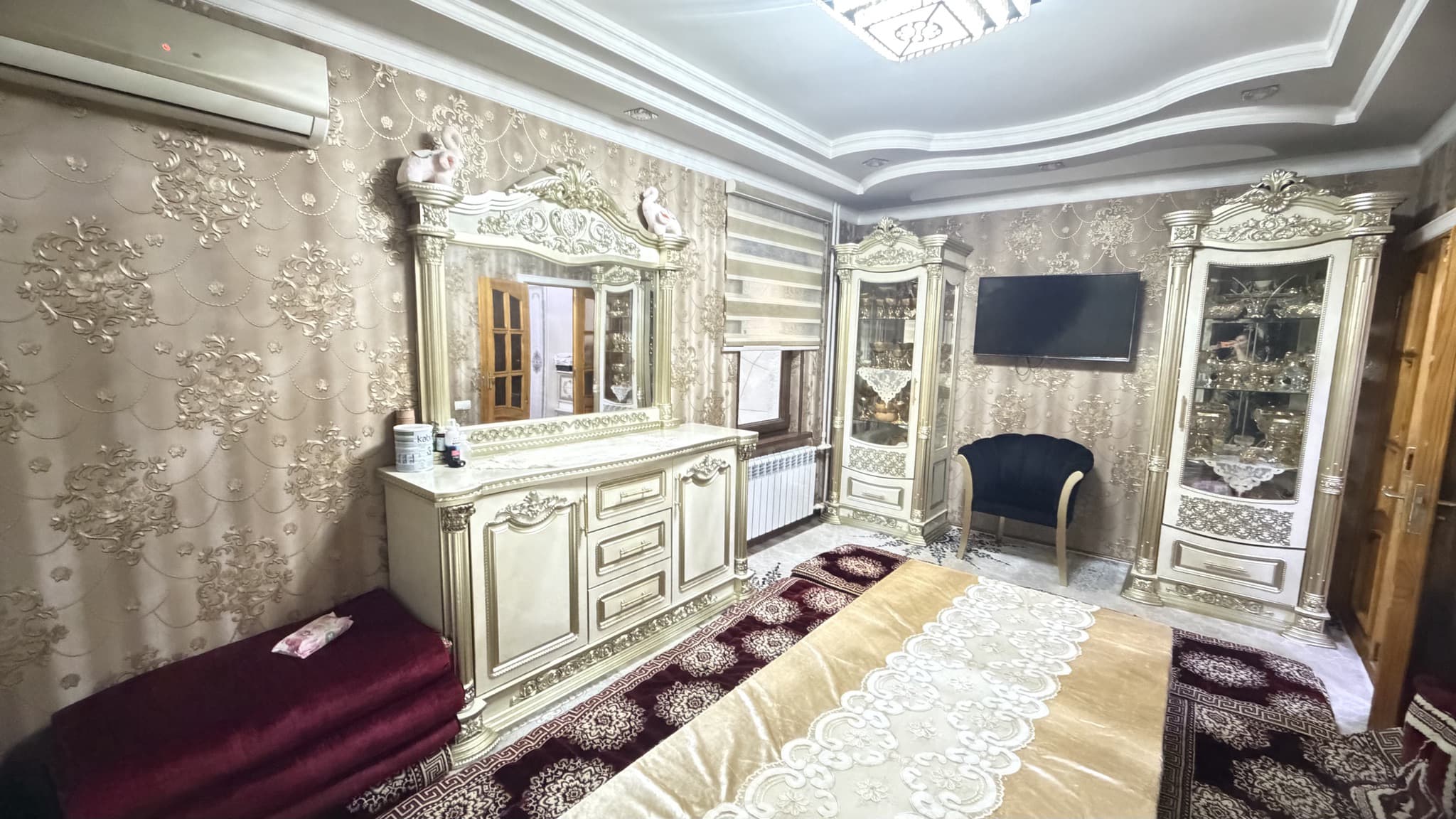 2 xonali 2/6 balkon,podvali bor agaroti bor brinchi etaj — 1
