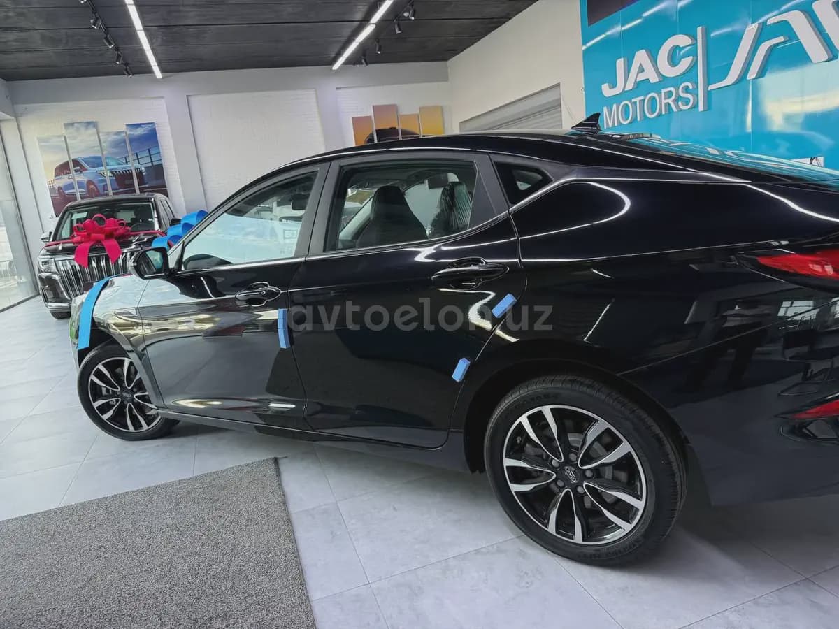 JAC J7 2023 — 3