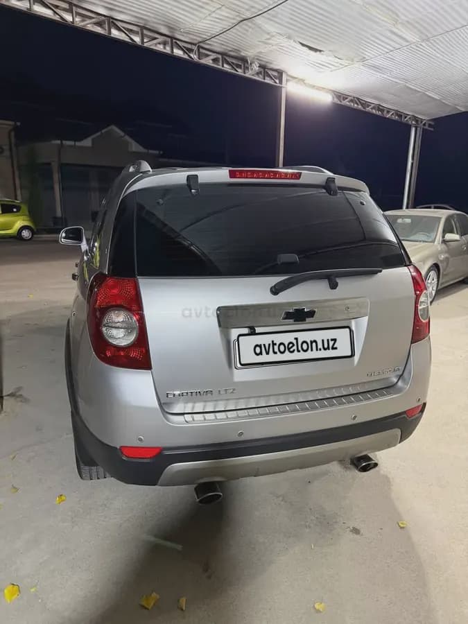Chevrolet Captiva, 1 позиция 2009 — 3