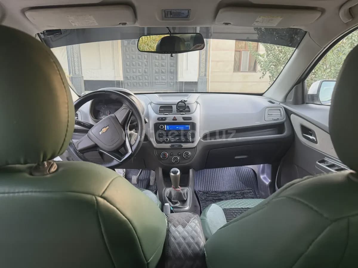 Chevrolet Cobalt, 3 позиция 2014 — 4