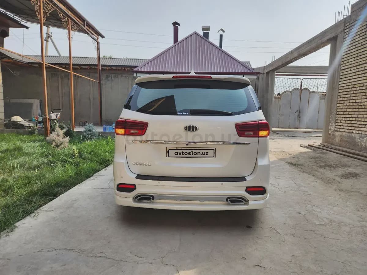 Kia Carnival 2019 — 3