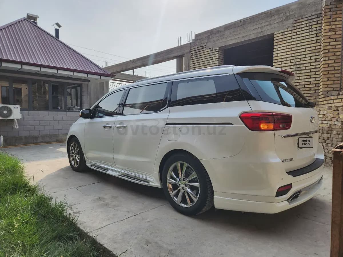 Kia Carnival 2019 — 4