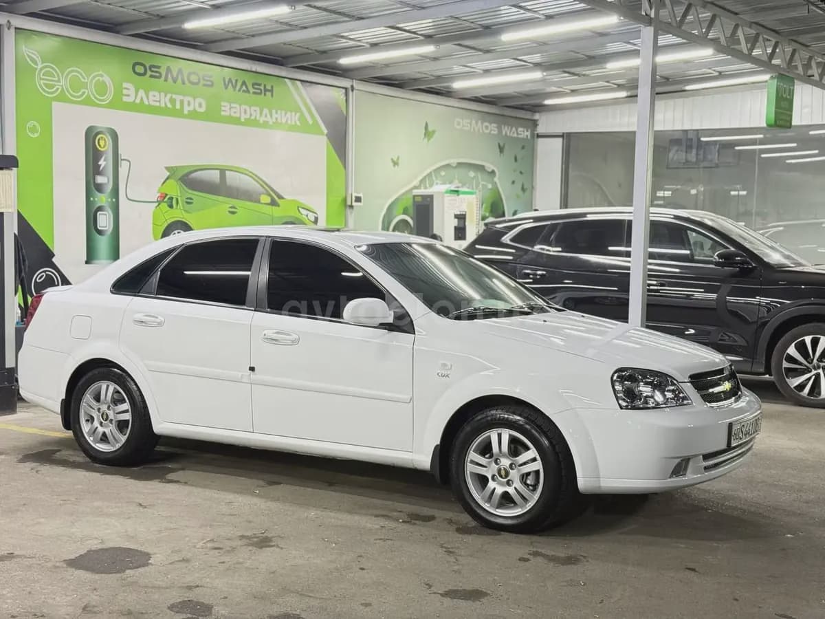 Chevrolet Lacetti, 3 позиция 2012 — 2