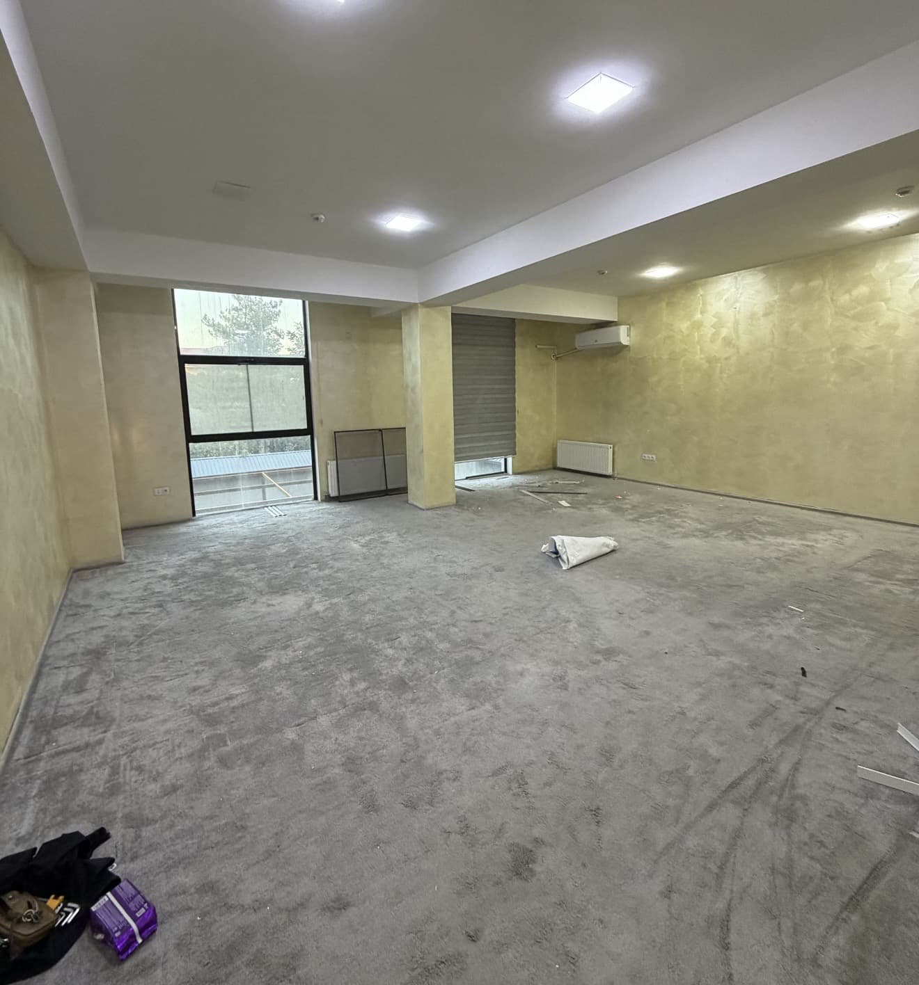 Arenda Ofis Nejiloy 300 kv Сайрам. 4500 долл Тел 930651070 — 4
