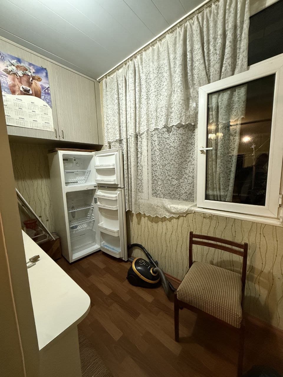 Феруза 2/2/4 комнаты зеркальны не торцевая Общ пл 50квм с обстановкой, 67.000торг Рассматрят ипотеку — 5