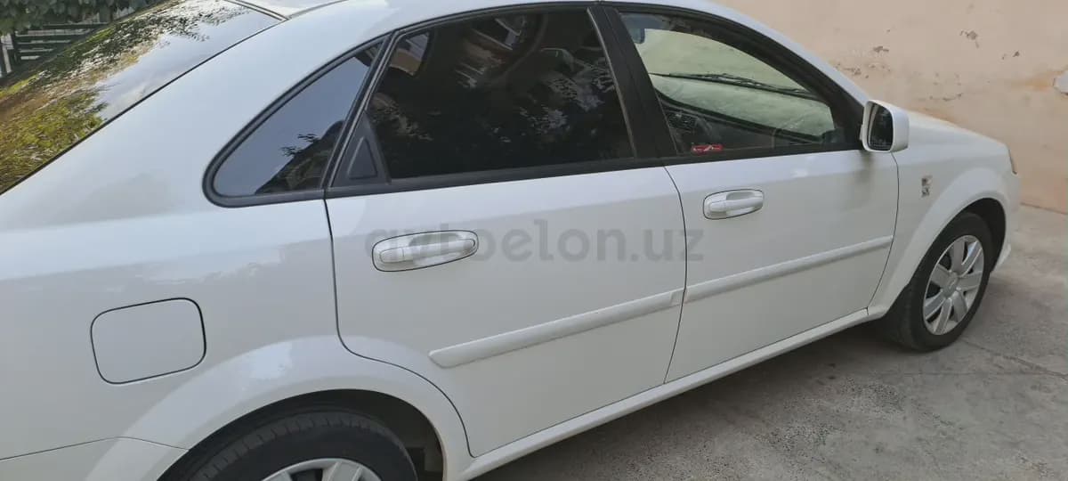 Chevrolet Gentra, 1 позиция Газ-бензин 2023 — 2