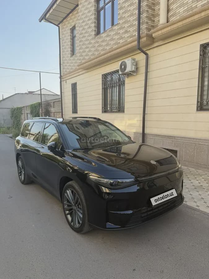 Leapmotor C16 2025 — 2